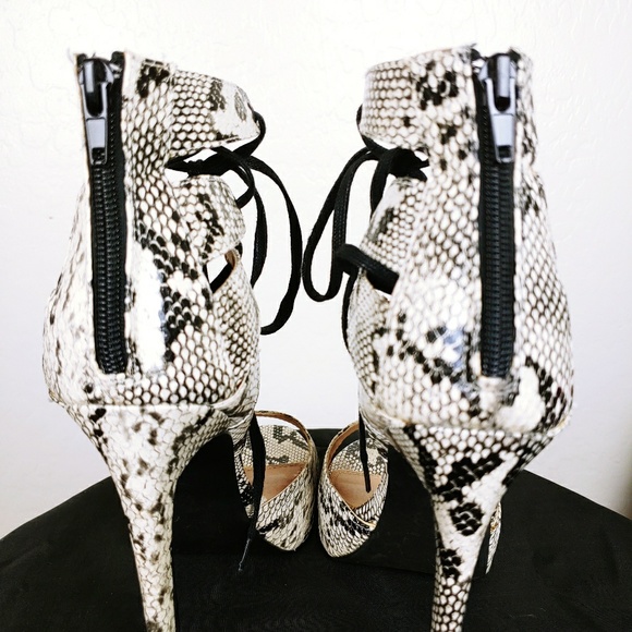 Shoedazzle chatelle heels - Picture 4 of 8